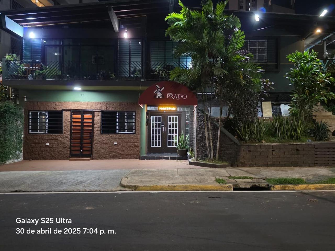 Hostal El Prado Cidade do Panamá Exterior foto